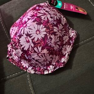 Maidenform Floral T-Shirt Bra in Pink and Purple
